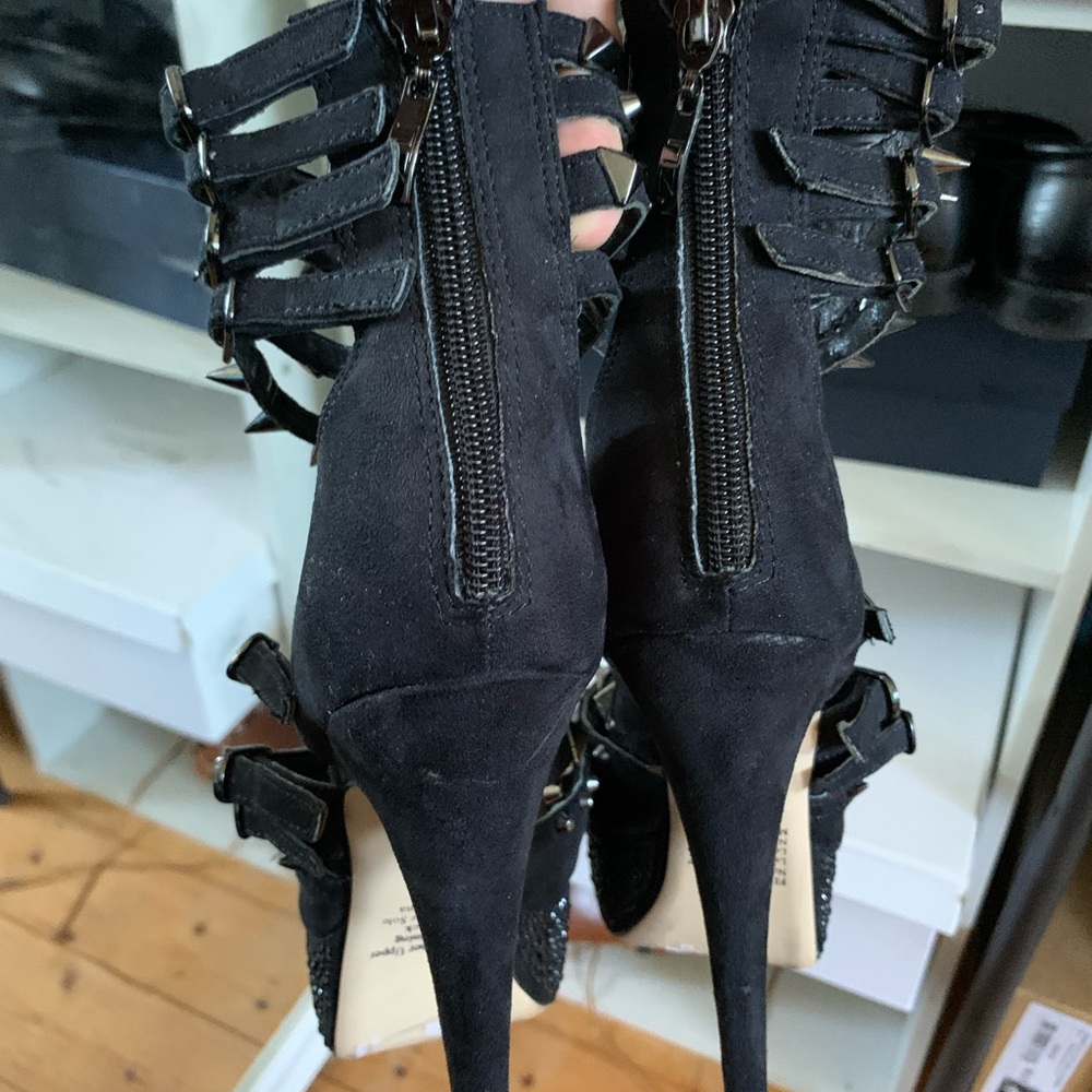 COPY - Zu studded high heels 5 - Picture 4 of 4